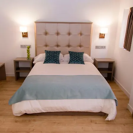 Guest house Hab Urban 3*