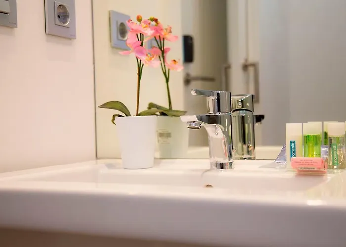 ハブ アーバン 3*