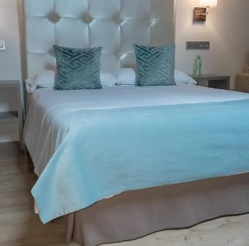 Guest house Hab Urban 3*